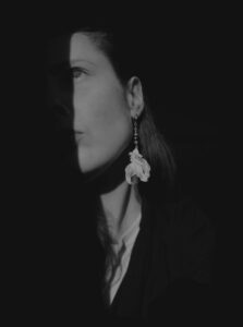 Silmalätte Vahtkond Koi Kaladega Poolvääriskivi Kõrvarõngad Käsitöö Eesti Silvi Simberg KOSMOS